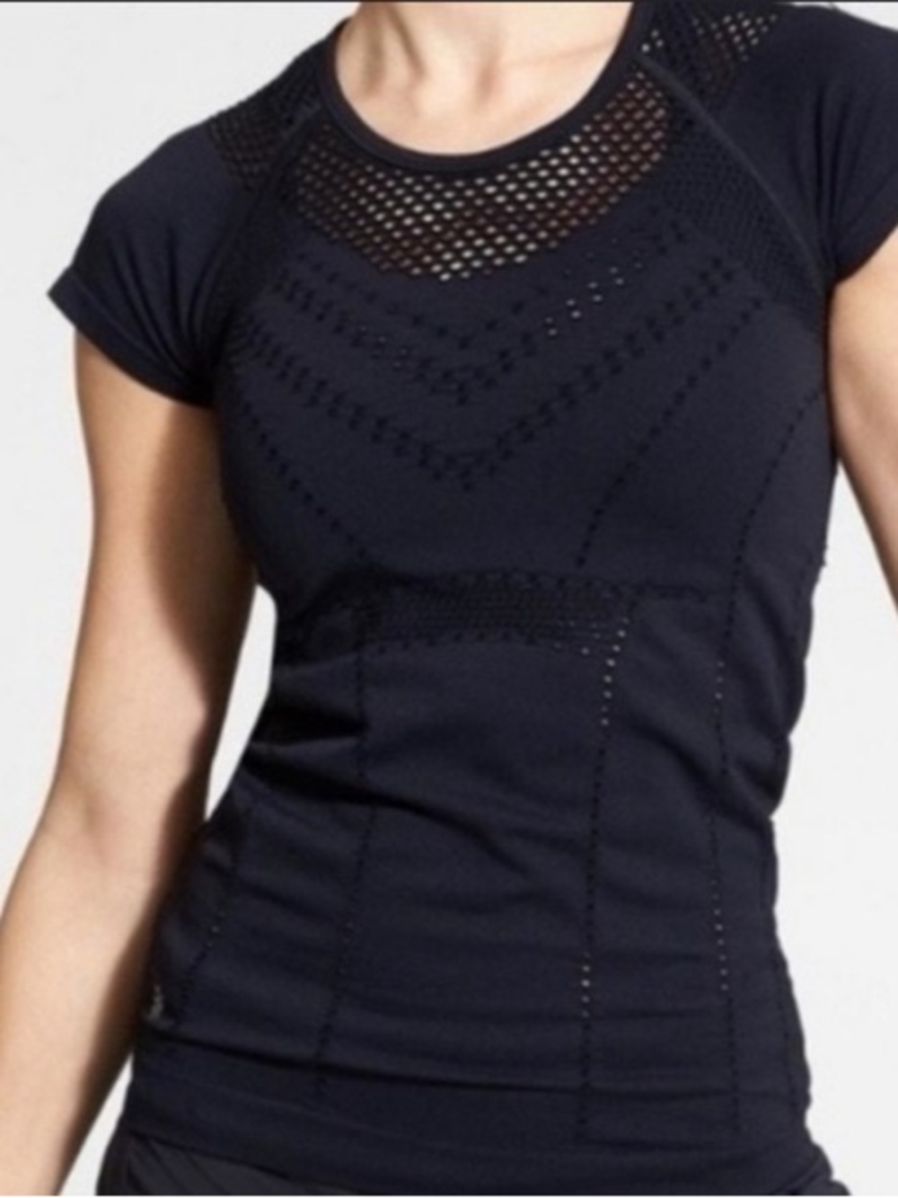 Athleta Black Diamond Mesh Short-Sleeve Seamless Athletic Top